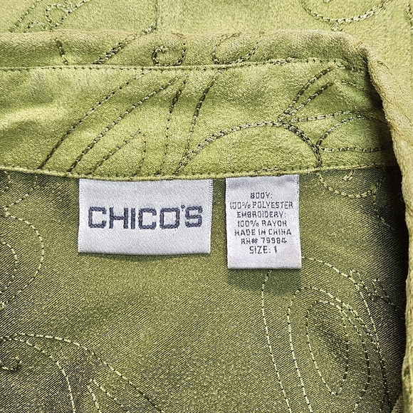 Chico's Size 1/M Shirt Shacket Button Down Floral Embroidered Green Microfiber - Picture 11 of 12